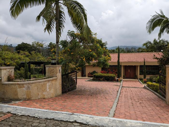 Casa en Venta - Silvania,  2267