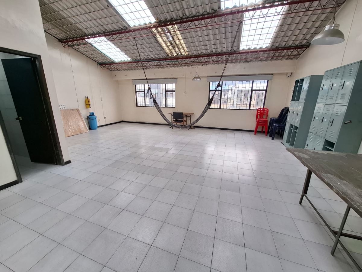 Casa en Arriendo - Bogota, SANTA ISABEL 6310