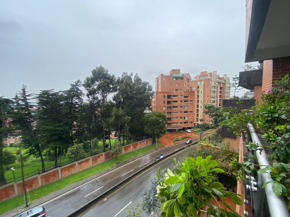 Apartamento en Arriendo - Bogota, LOS ROSALES 4363