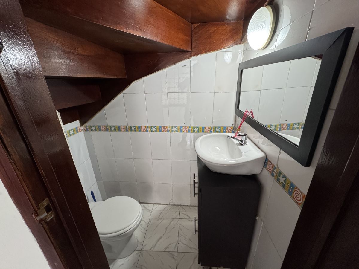 Casa en Arriendo - Bogota, SAN LUIS 1977