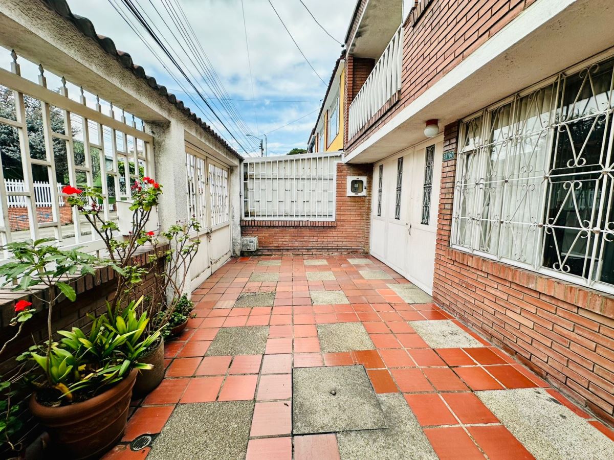 Casa en Venta - Bogota, BONANZA 5570