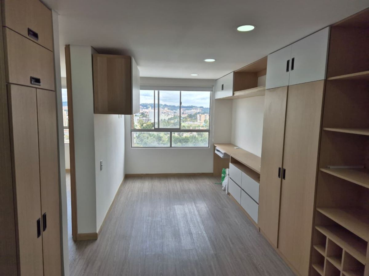 Apartamento en Arriendo - Bogota, EL REDIL 4869
