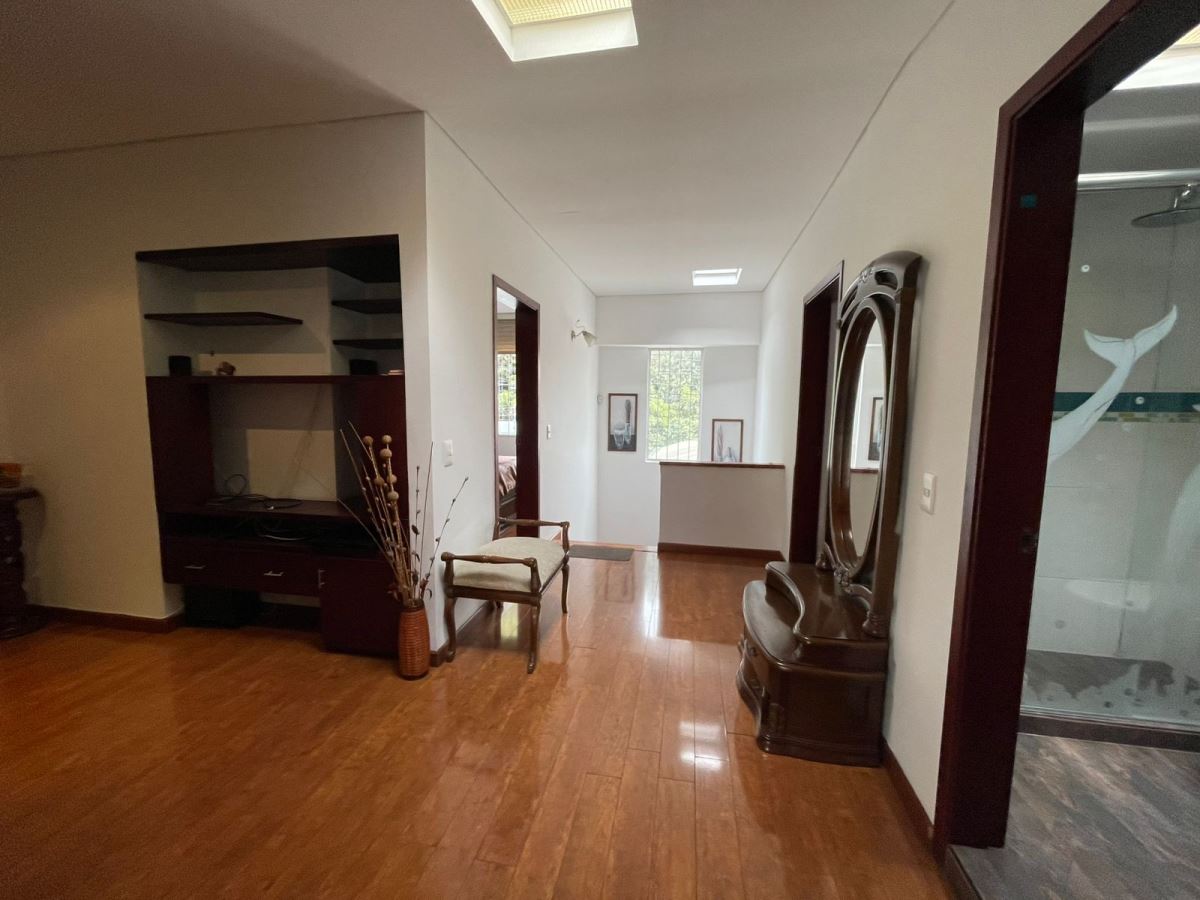 Casa en Venta - Bogota, LA ESMERALDA 5220