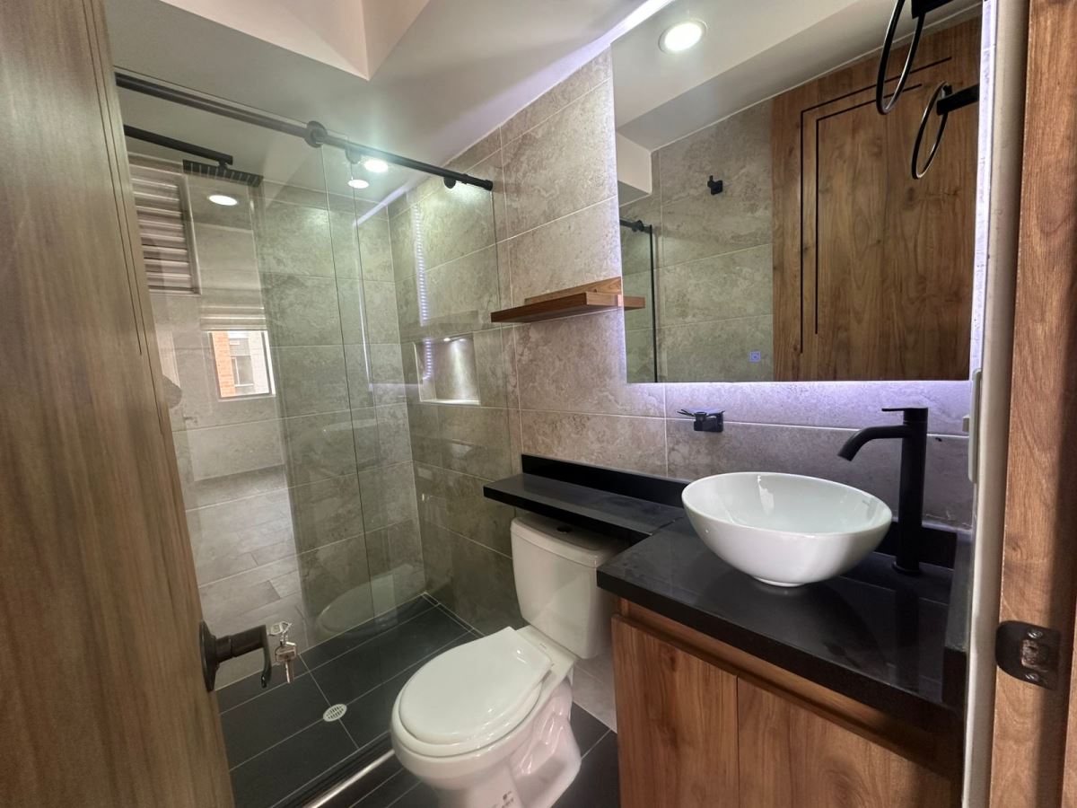 Apartamento en Arriendo - Bogota, HAYUELOS 4721