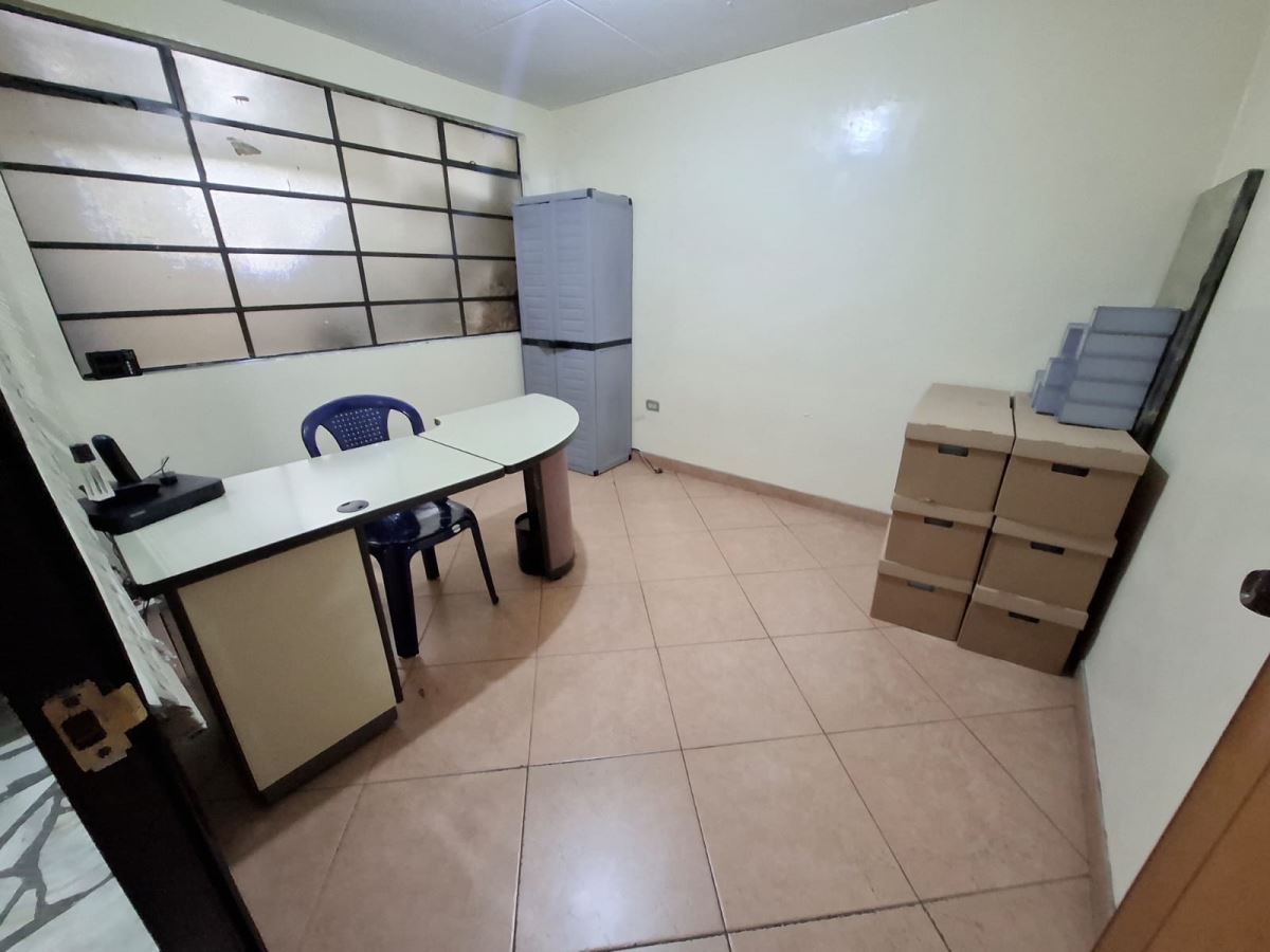 Casa en Arriendo - Bogota, SANTA ISABEL 6310