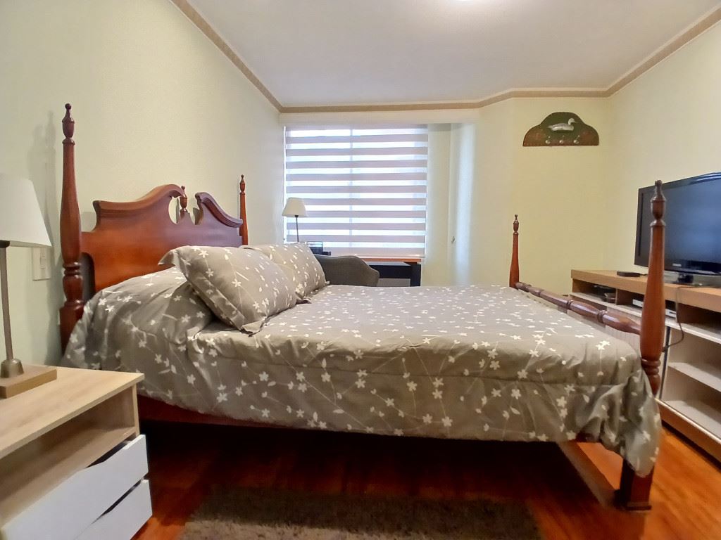 Apartamento en Arriendo - Bogota, SANTA PAULA 5251