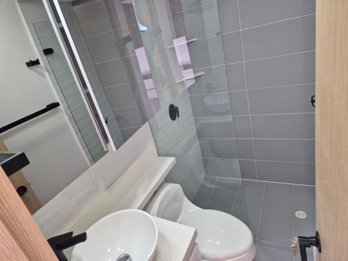 Apartamento en Arriendo - Bogota, EL REDIL 4869