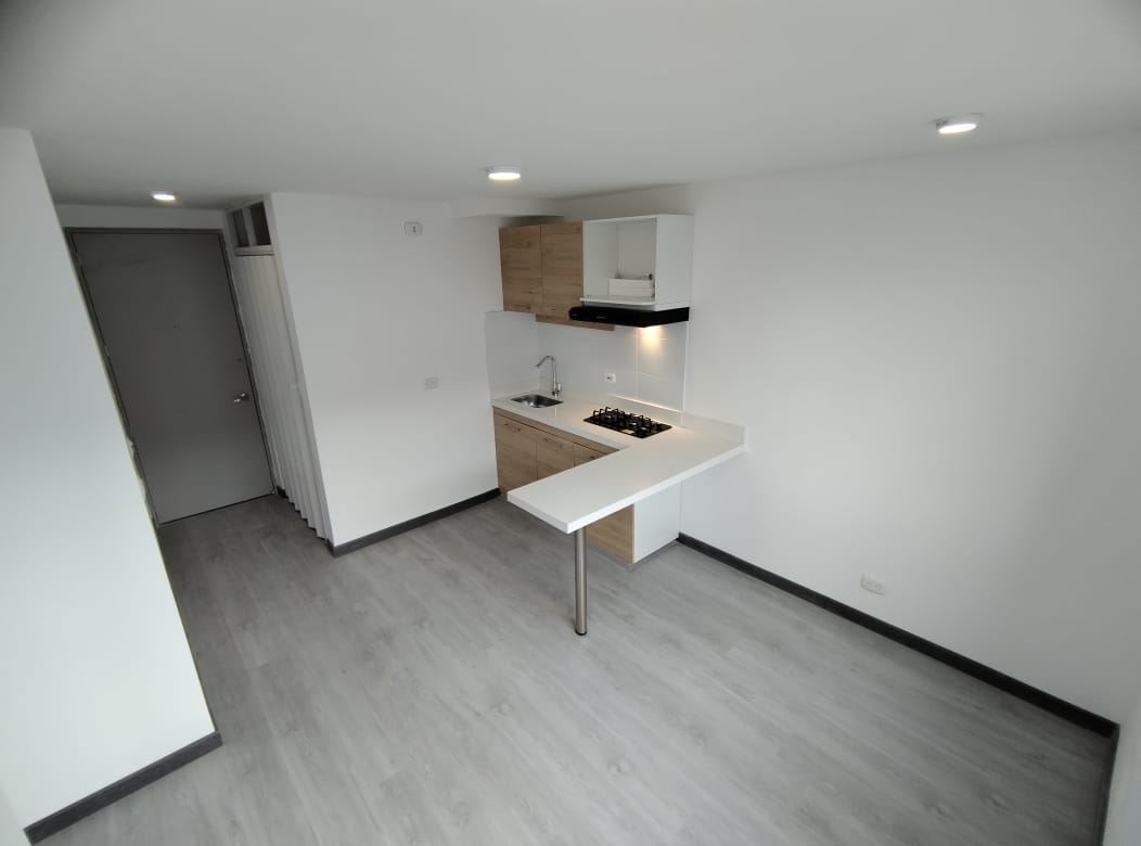 Apartamento en Arriendo - Bogota, COLINA CAMPESTRE I Y II ETAPA 4413