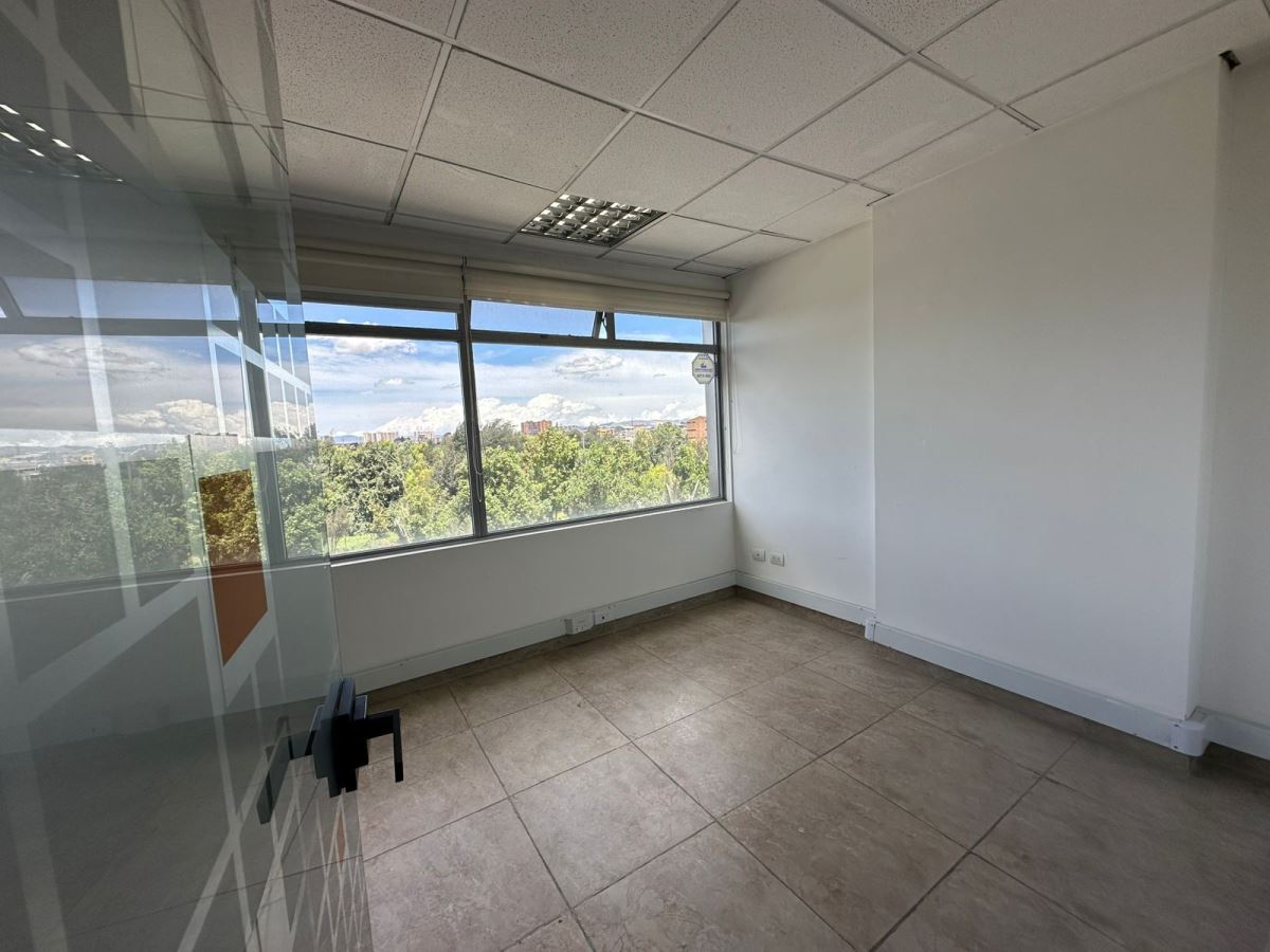 Oficina en Arriendo - Bogota, PUERTA DE TEJA 4723