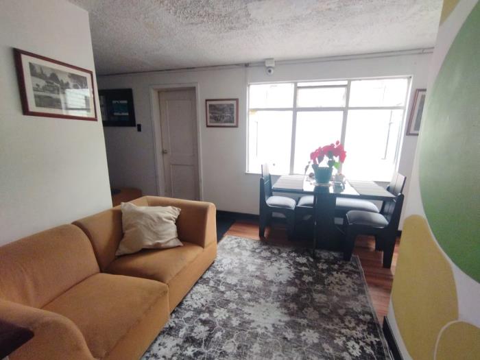 Casa en Venta - Bogota, EL RECUERDO 2174