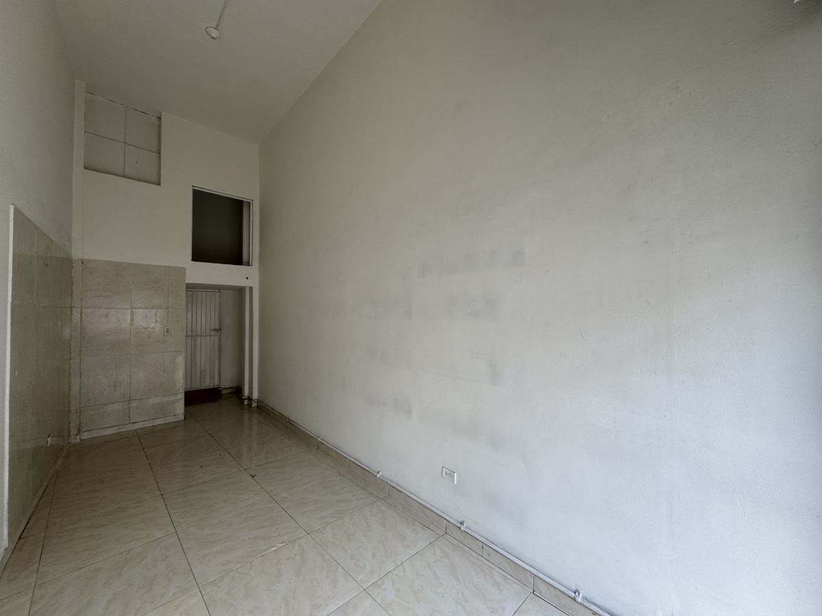 Local en Arriendo - Bogota, SAMPER MENDOZA 6105