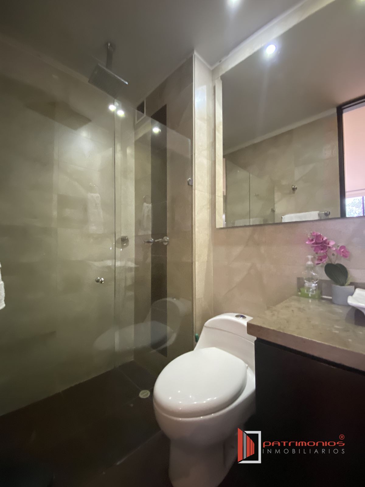 Apartamento en Arriendo en SANTA BARBARA ORIENTAL, Bogota