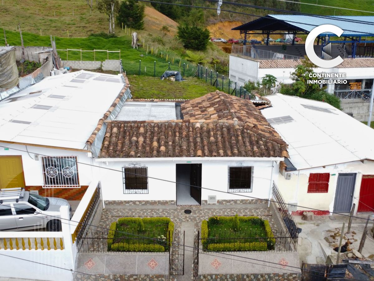 Miniatura {{@index}}