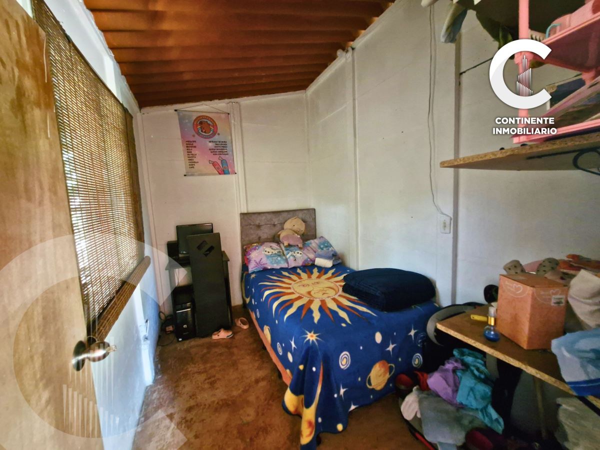 Miniatura {{@index}}