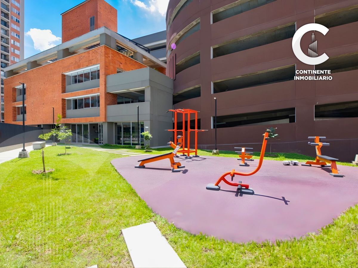 Miniatura {{@index}}