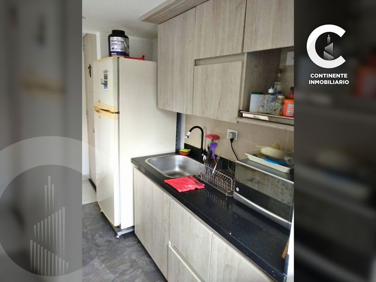 Miniatura {{@index}}