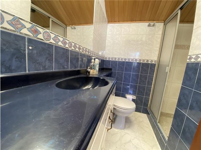 Miniatura {{@index}}