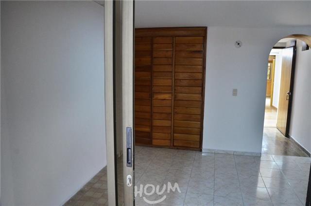 Miniatura {{@index}}