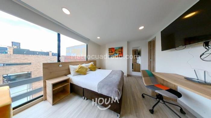 Miniatura {{@index}}