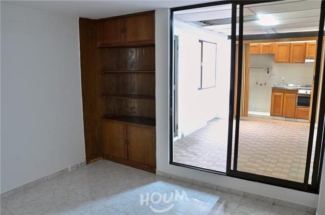 Miniatura {{@index}}