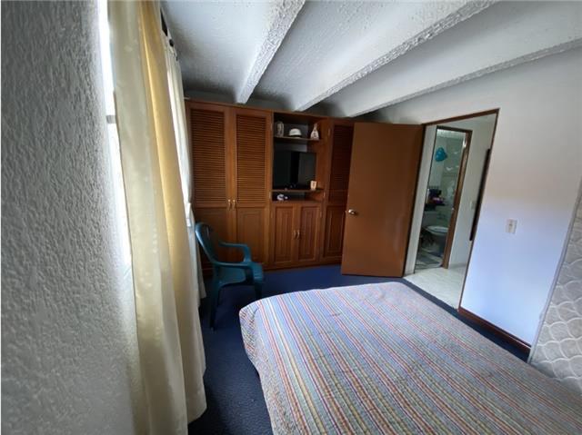 Miniatura {{@index}}