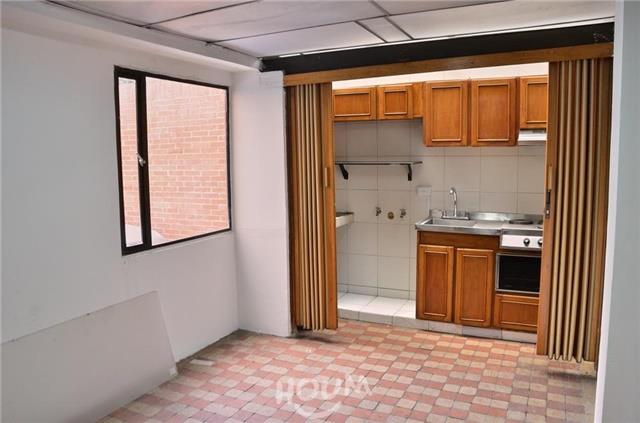 Miniatura {{@index}}