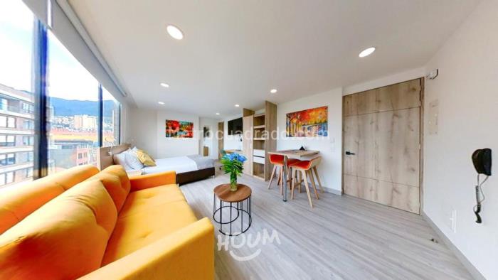 Miniatura {{@index}}