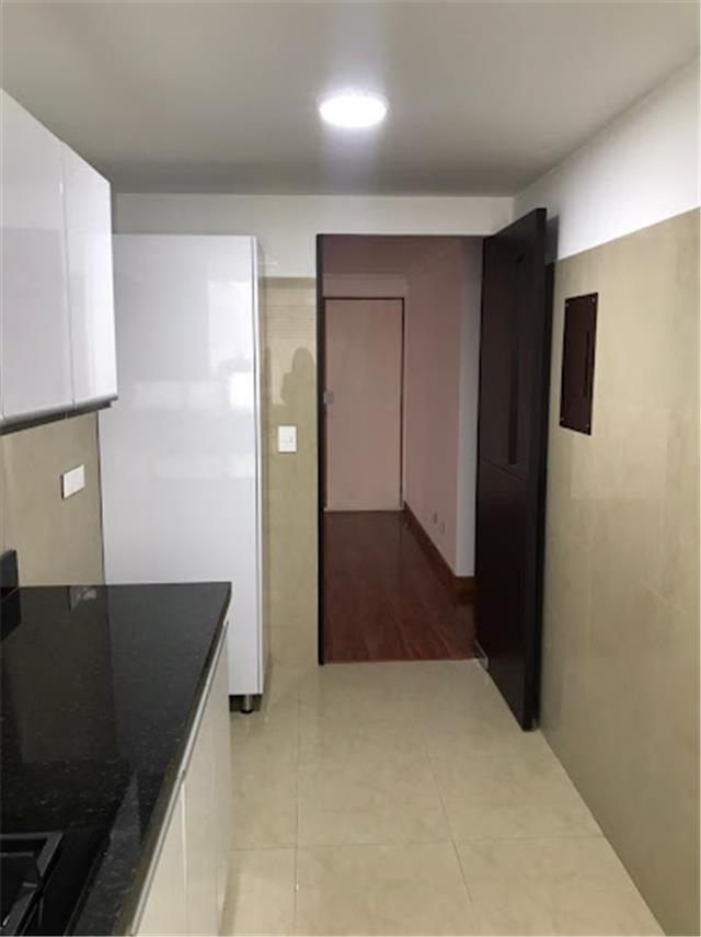 Miniatura {{@index}}