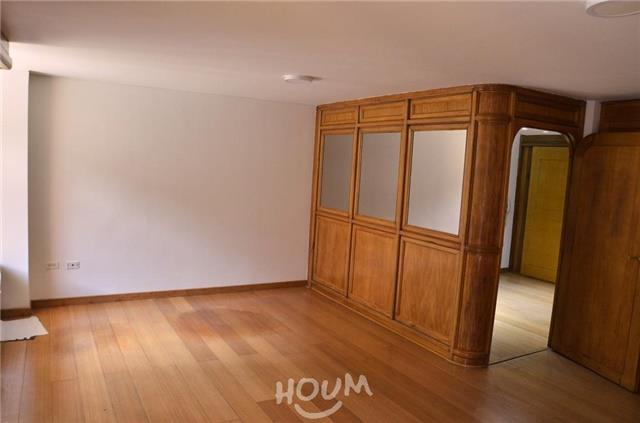 Miniatura {{@index}}