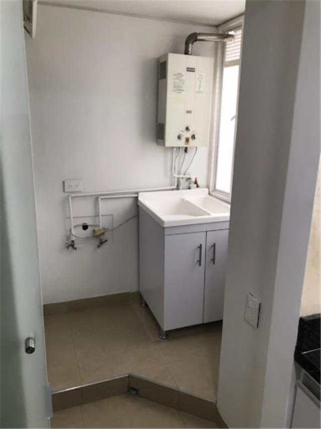 Miniatura {{@index}}