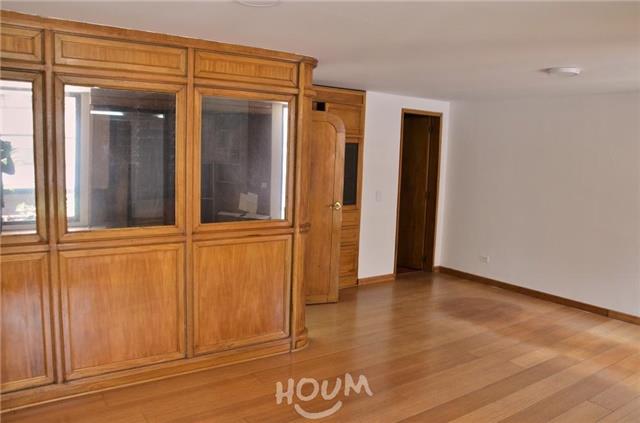 Miniatura {{@index}}