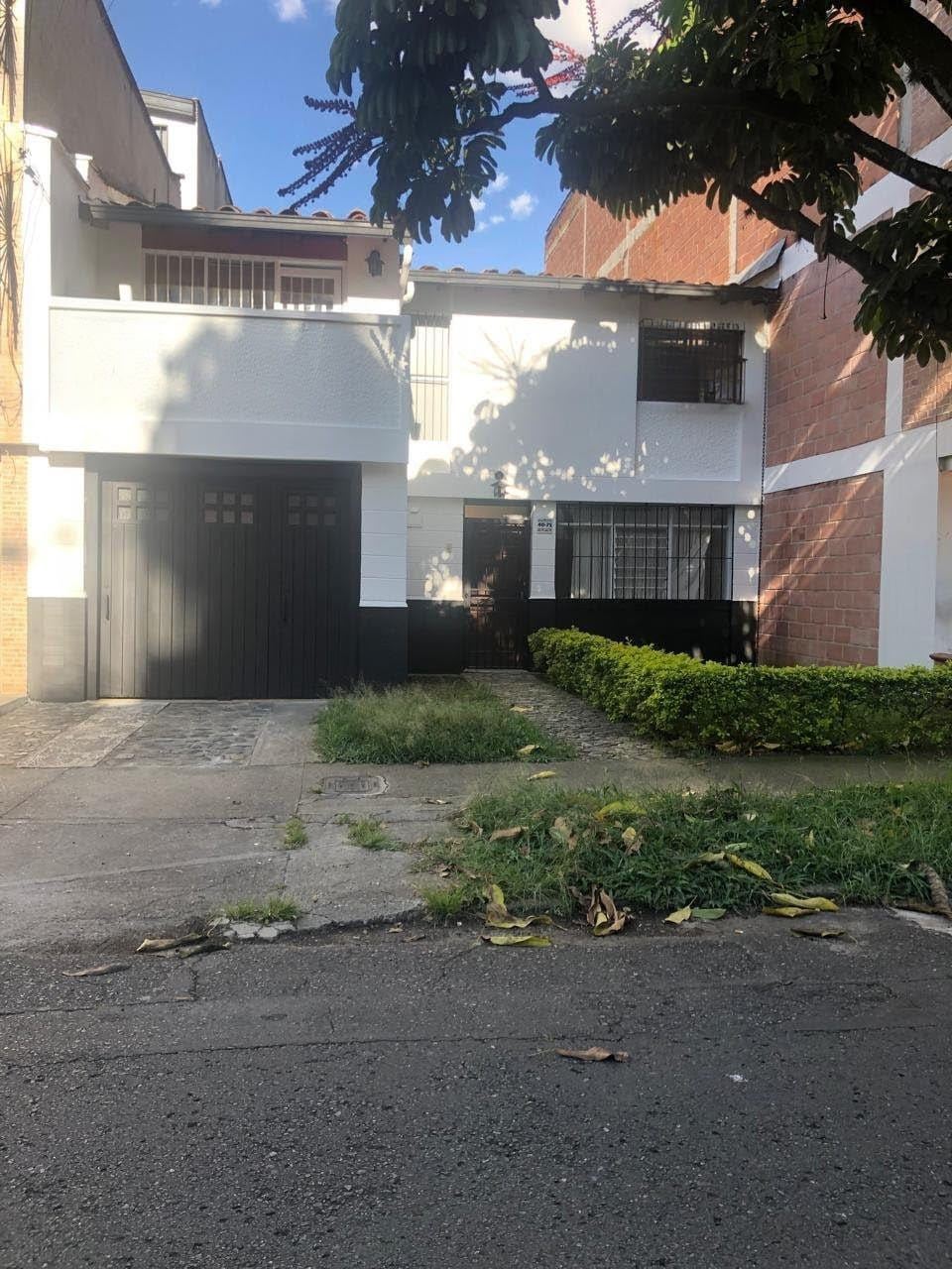 CASA VIVIENDA en LAURELES