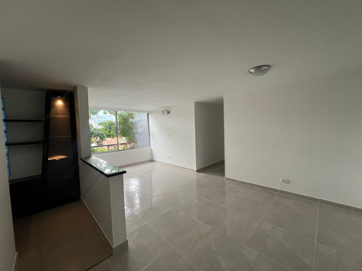 APARTAMENTO en LOMA DE LOS BERNAL