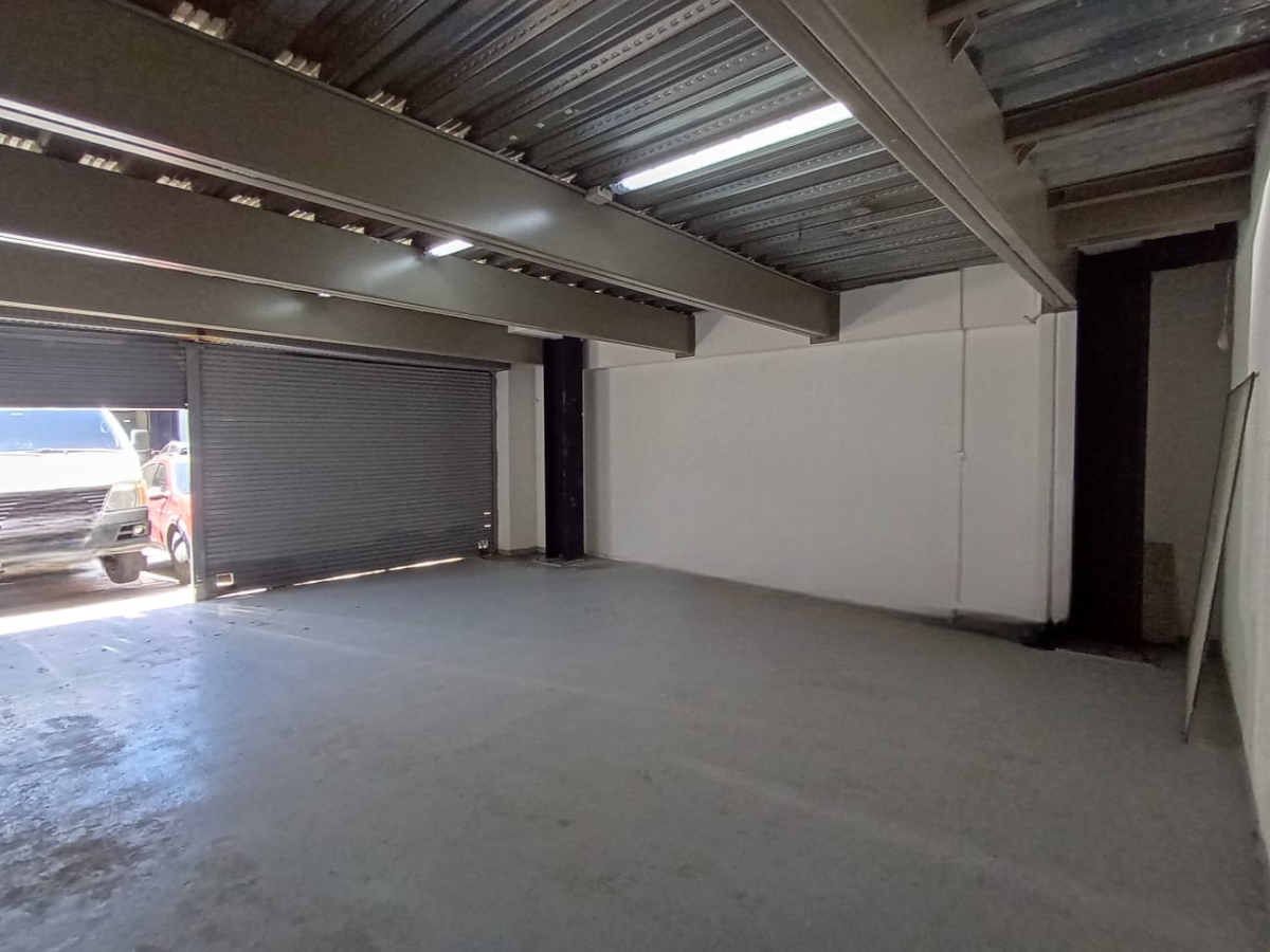 LOCAL en ZONA INDUSTRIAL