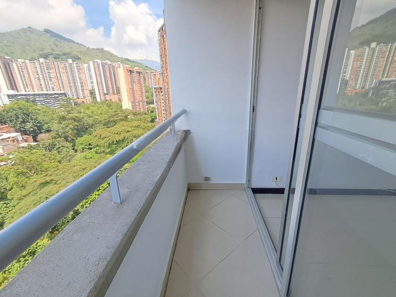 APARTAMENTO en LOMA DE LOS BERNAL