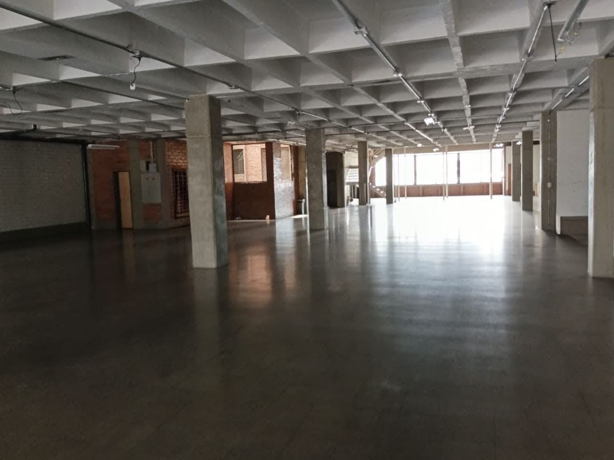 BODEGA en GUAYABAL