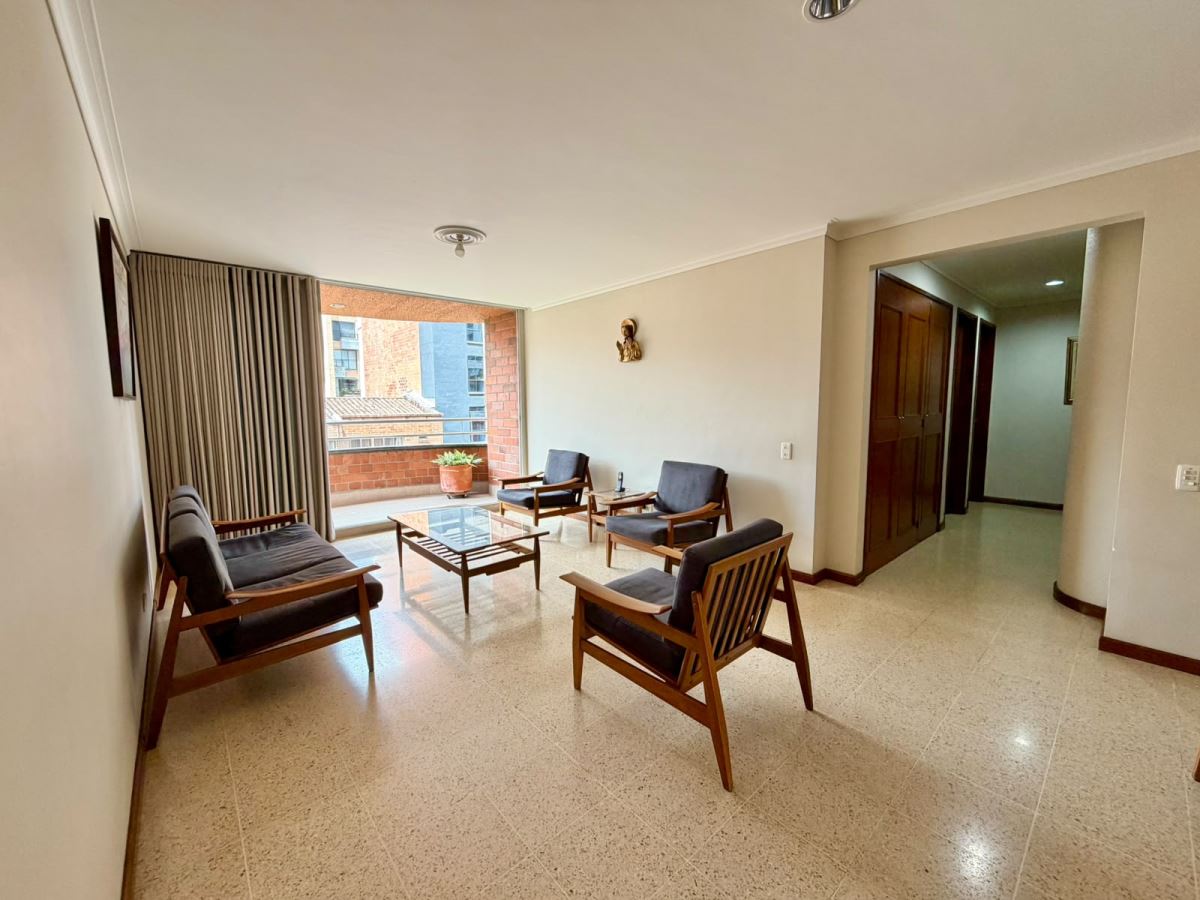 APARTAMENTO en CONQUISTADORES