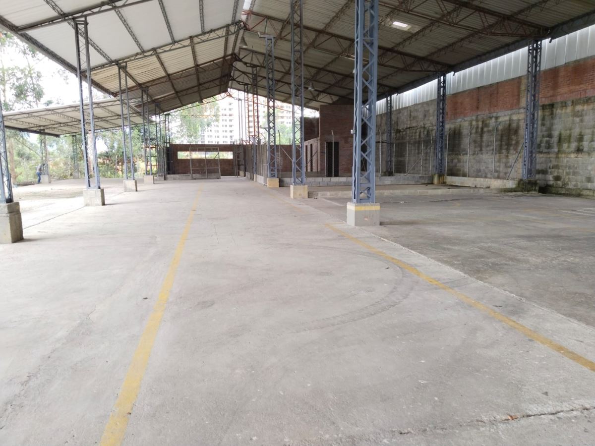 BODEGA en PUEBLO VIEJO