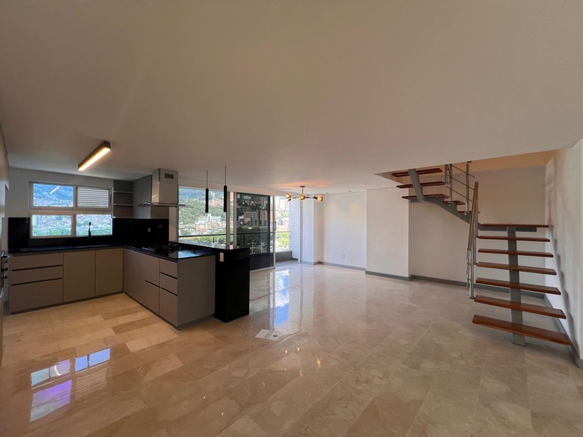 APARTAMENTO en CONQUISTADORES