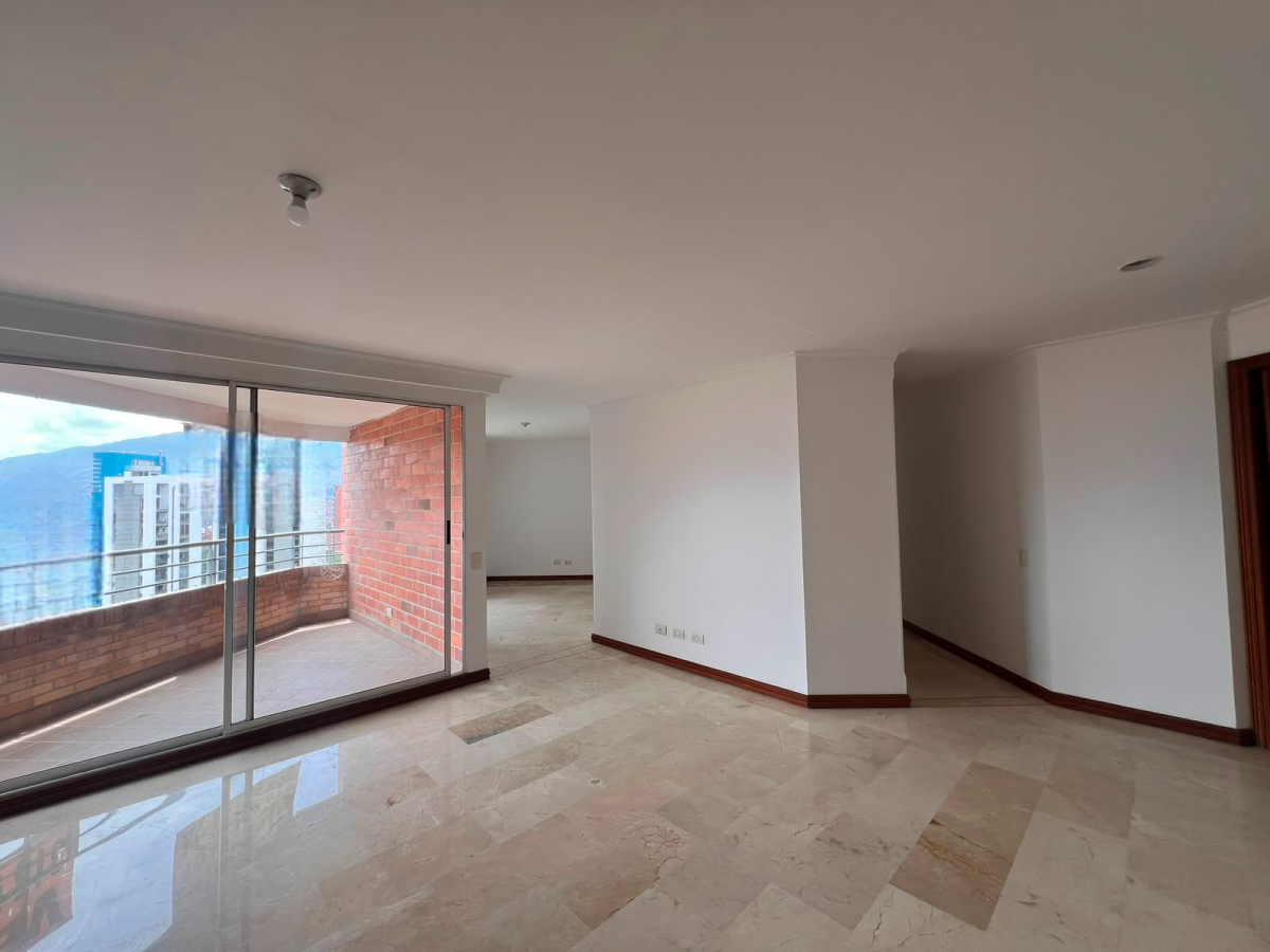 APARTAMENTO en LAURELES