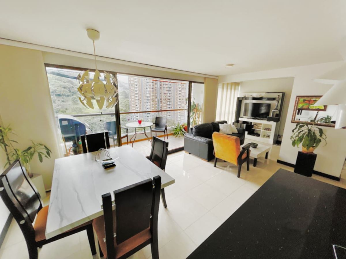 APARTAMENTO en LOMA DE LOS BERNAL