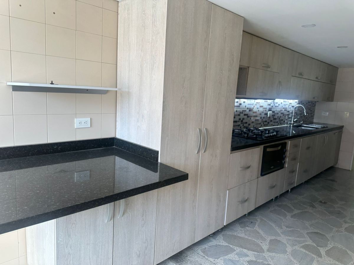 APARTAMENTO en LAURELES