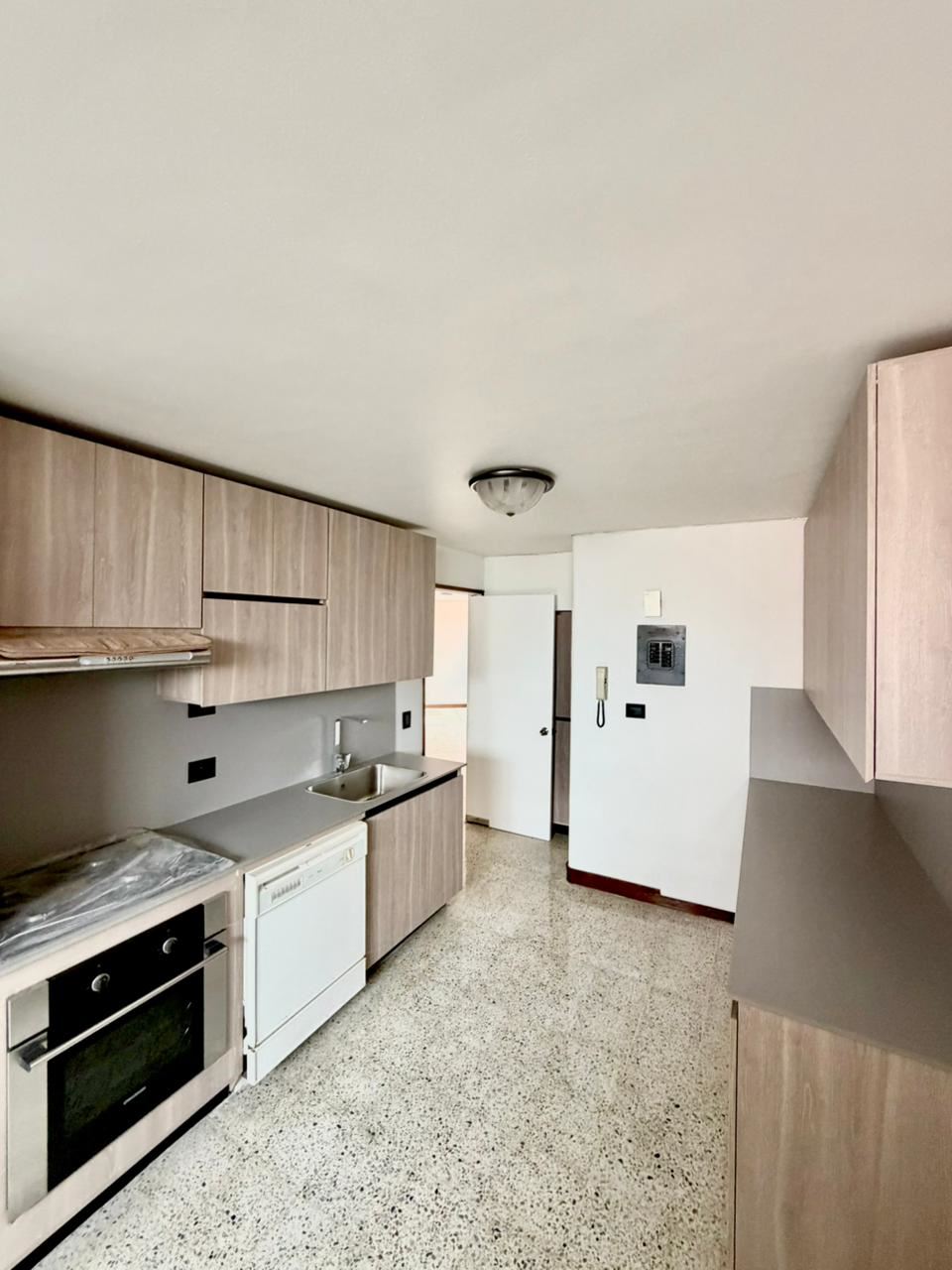 APARTAMENTO en LAURELES
