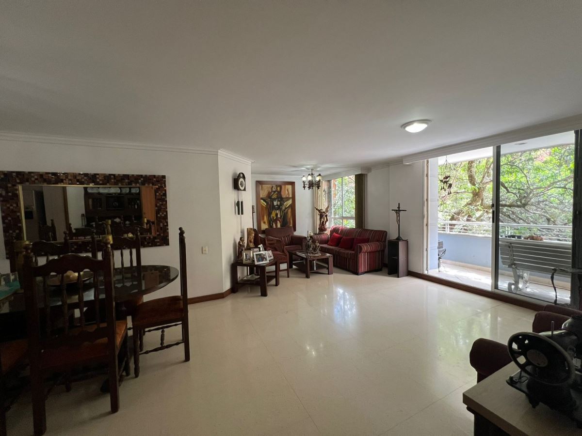 APARTAMENTO en LAURELES