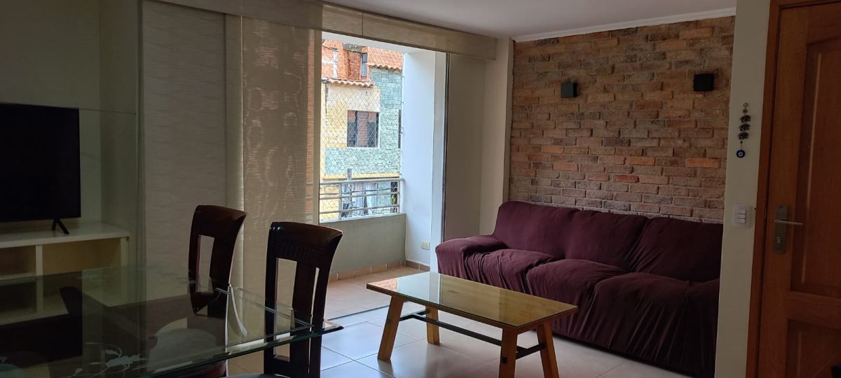 APARTAMENTO en FLORESTA