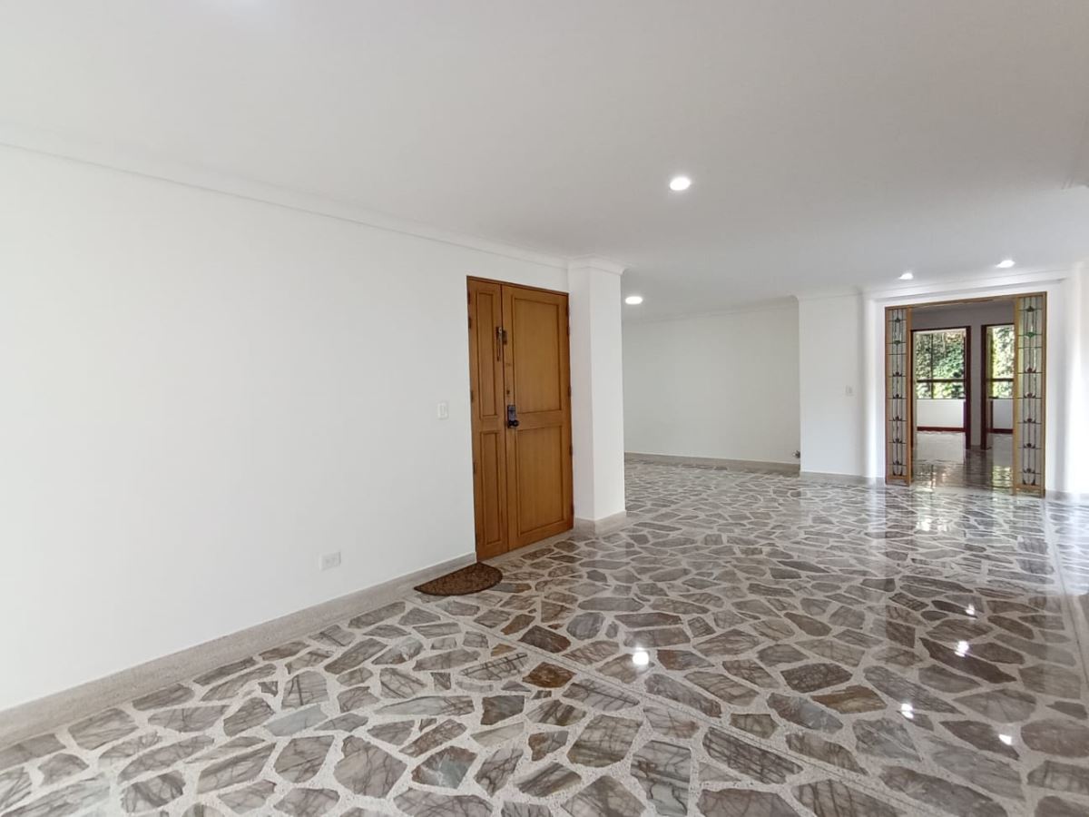 APARTAMENTO en POBLADO CAMPESTRE