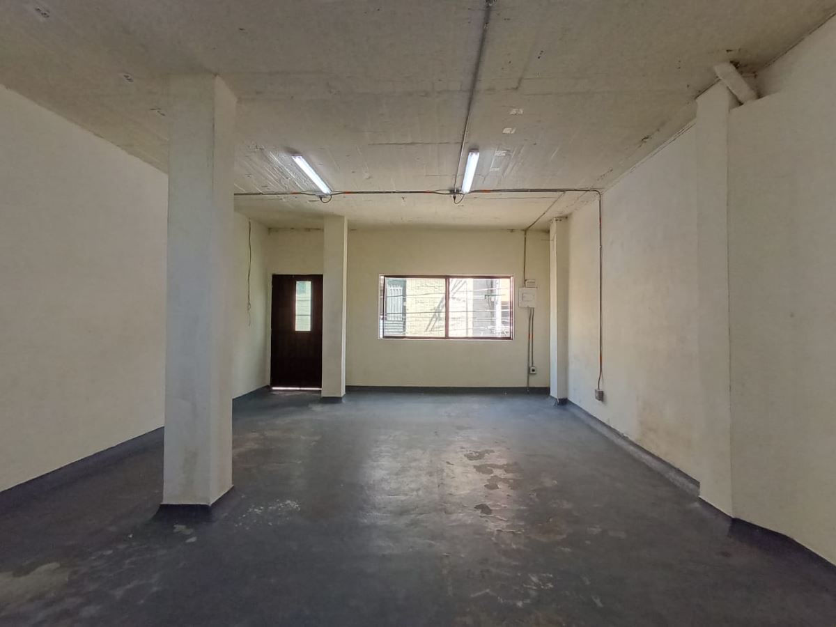 BODEGA en ZONA INDUSTRIAL