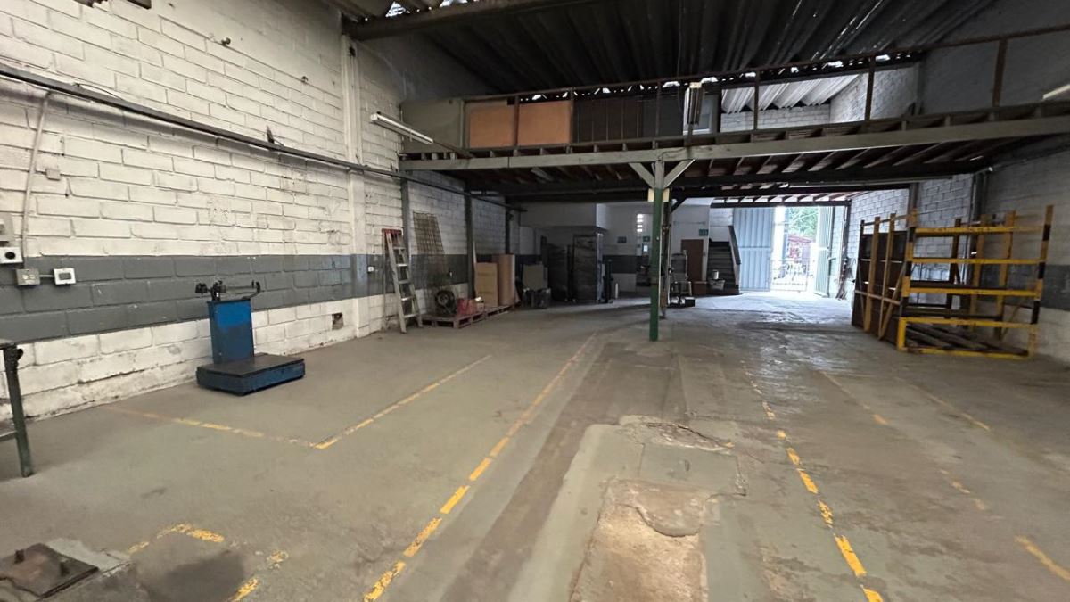 BODEGA en ZONA INDUSTRIAL