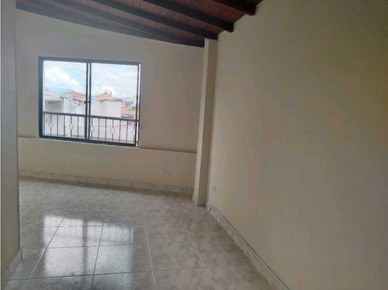 APARTAMENTO en FLORESTA